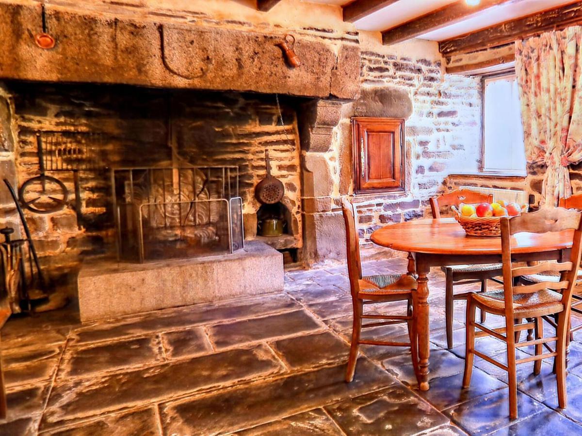 Holiday Home Close To Normandy Montaigu-les-Bois エクステリア 写真